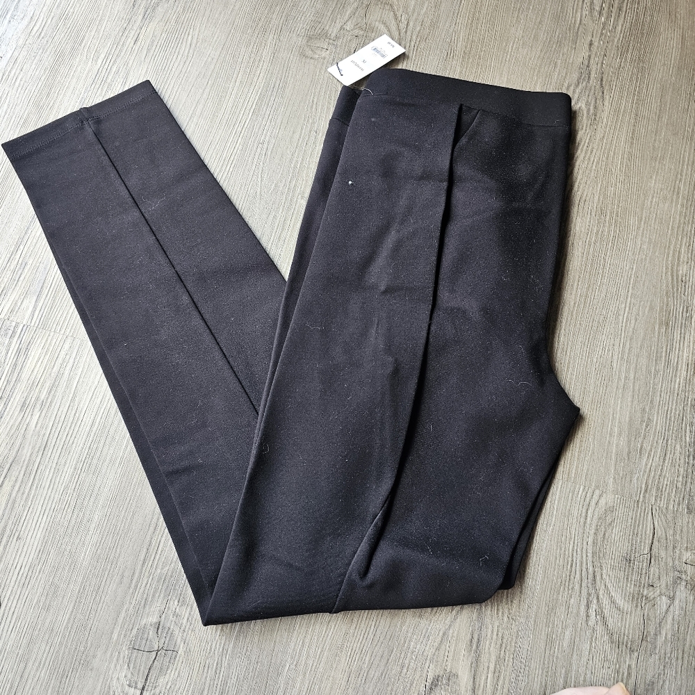 Crown and Ivy 1X Legging Style Dress Pants - Picture 3 of 4